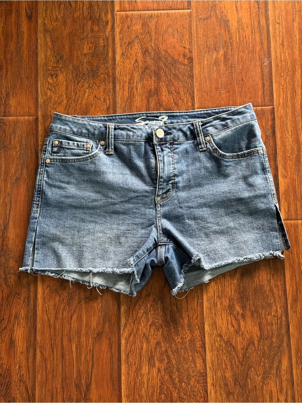 Seven7 Women's Light Blue Denim Cutoff Shorts